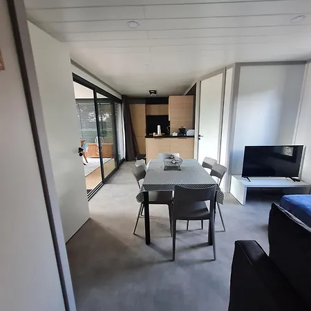 De Prestige A Agde, Privee Avec Et Piscines Proche Plages Chalet