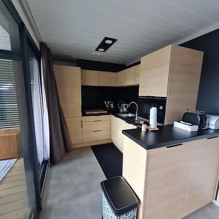 De Prestige à Agde, Résidence Privée Avec Et Piscines Proche Plages Chalet *