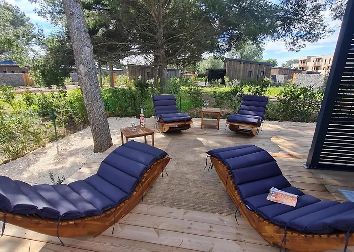 De Prestige A Agde, Privee Avec Et Piscines Proche Plages