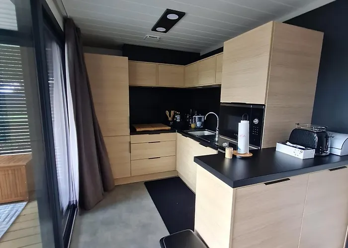 De Prestige A Agde, Privee Avec Et Piscines Proche Plages Chalet *